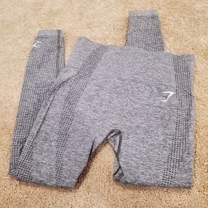 NWOT GYMSHARK vital seamless S gray